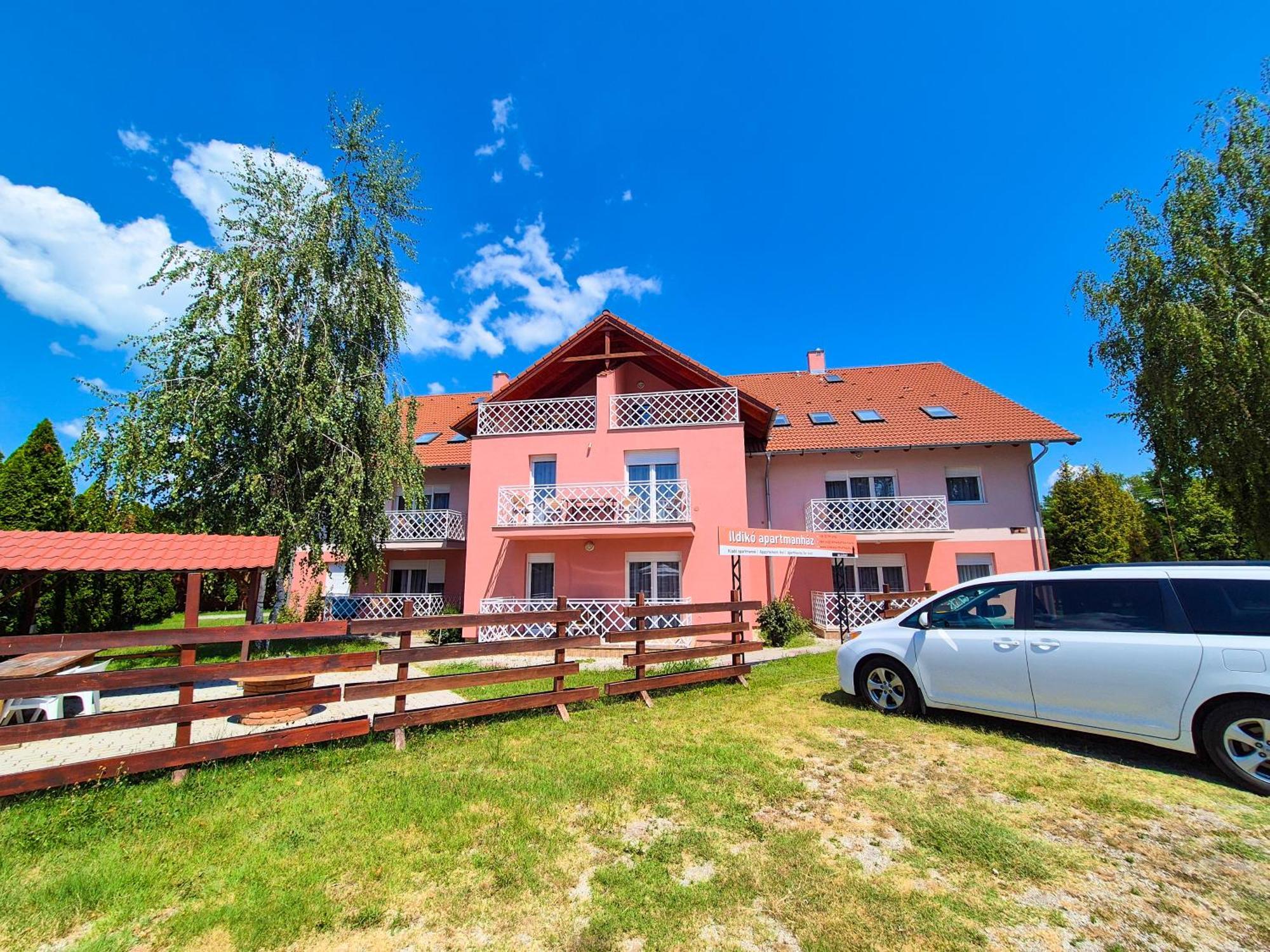 Ildiko Apartmanhaz Zamárdi エクステリア 写真