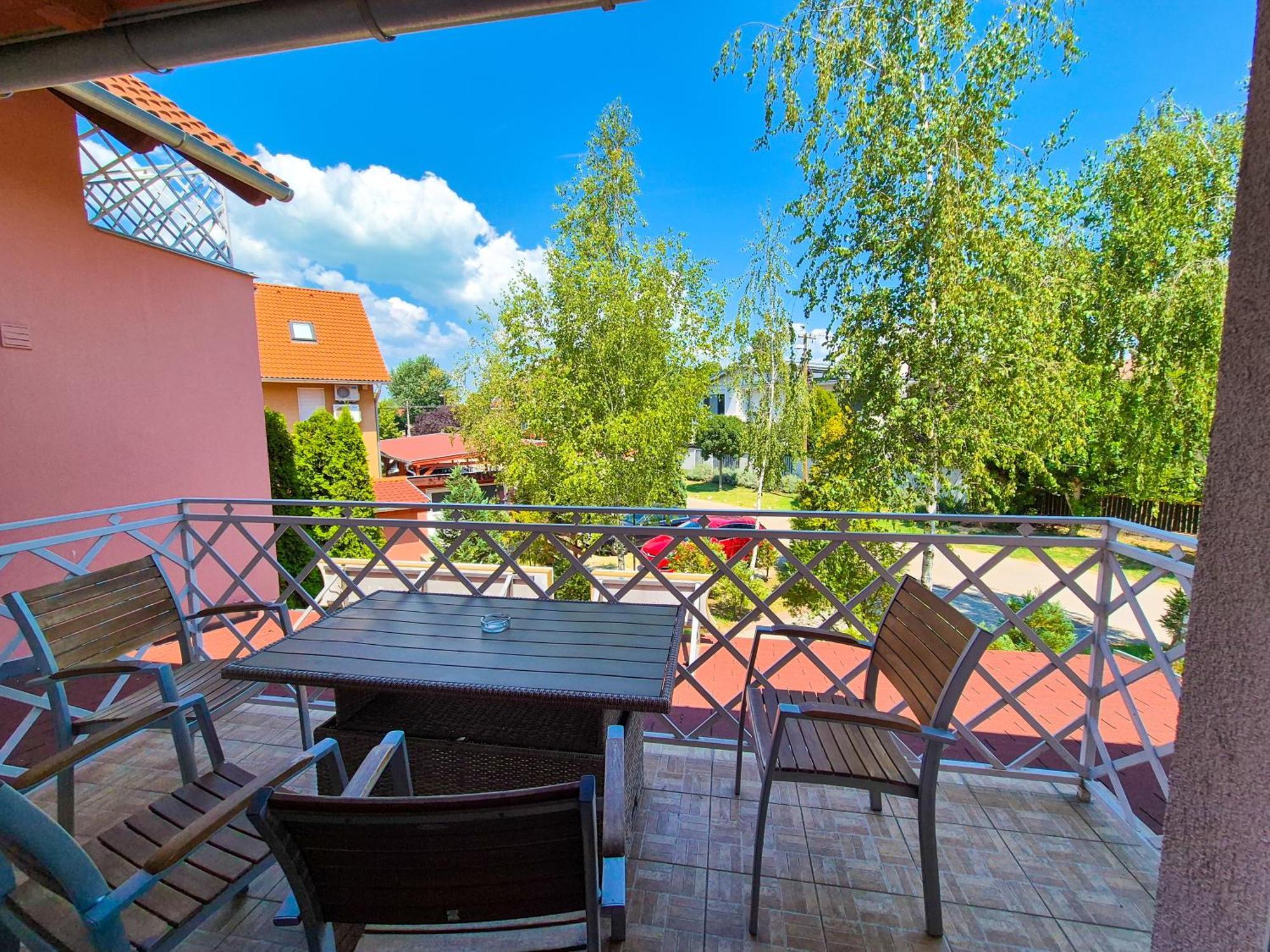 Ildiko Apartmanhaz Zamárdi エクステリア 写真
