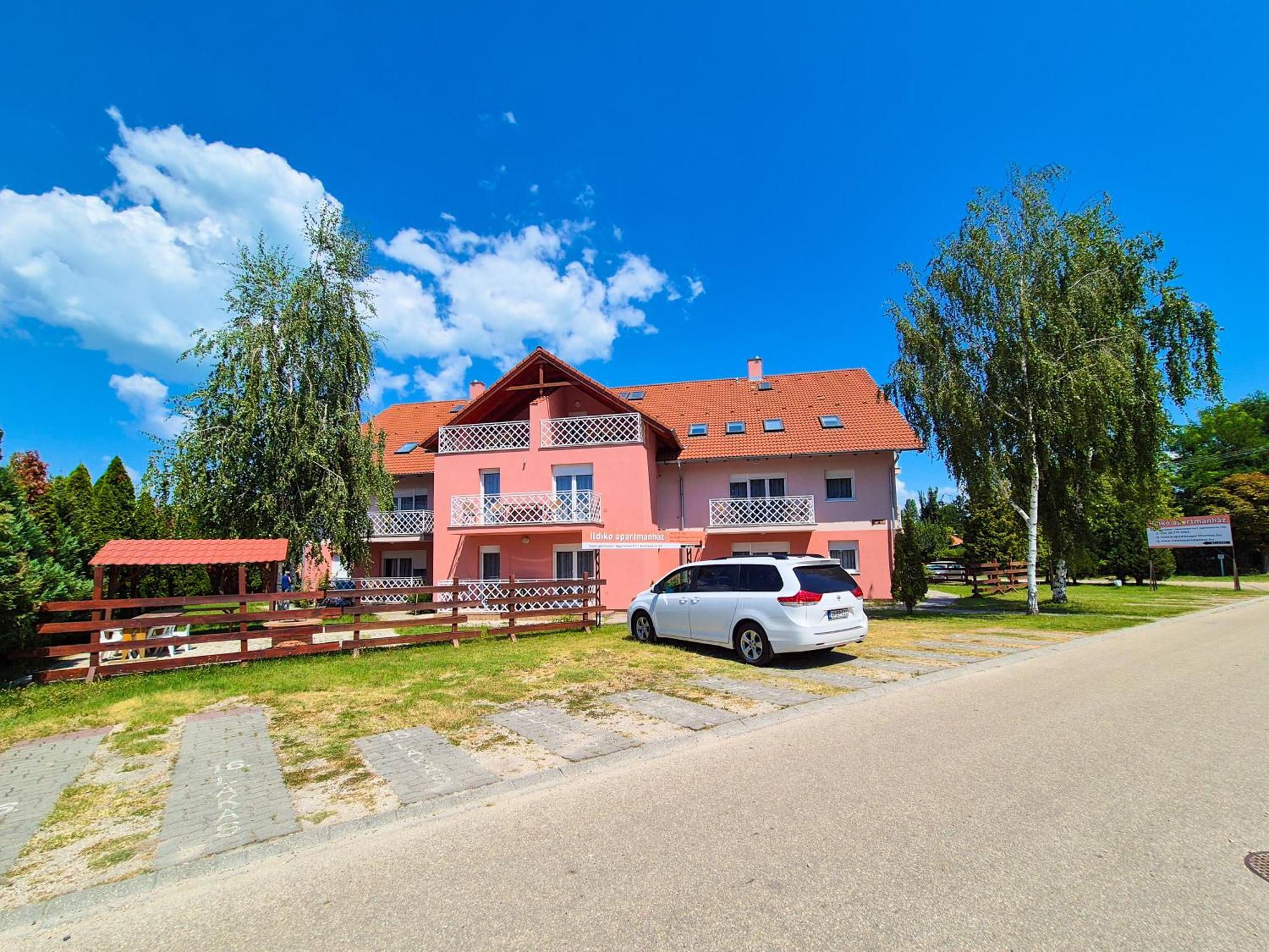 Ildiko Apartmanhaz Zamárdi エクステリア 写真