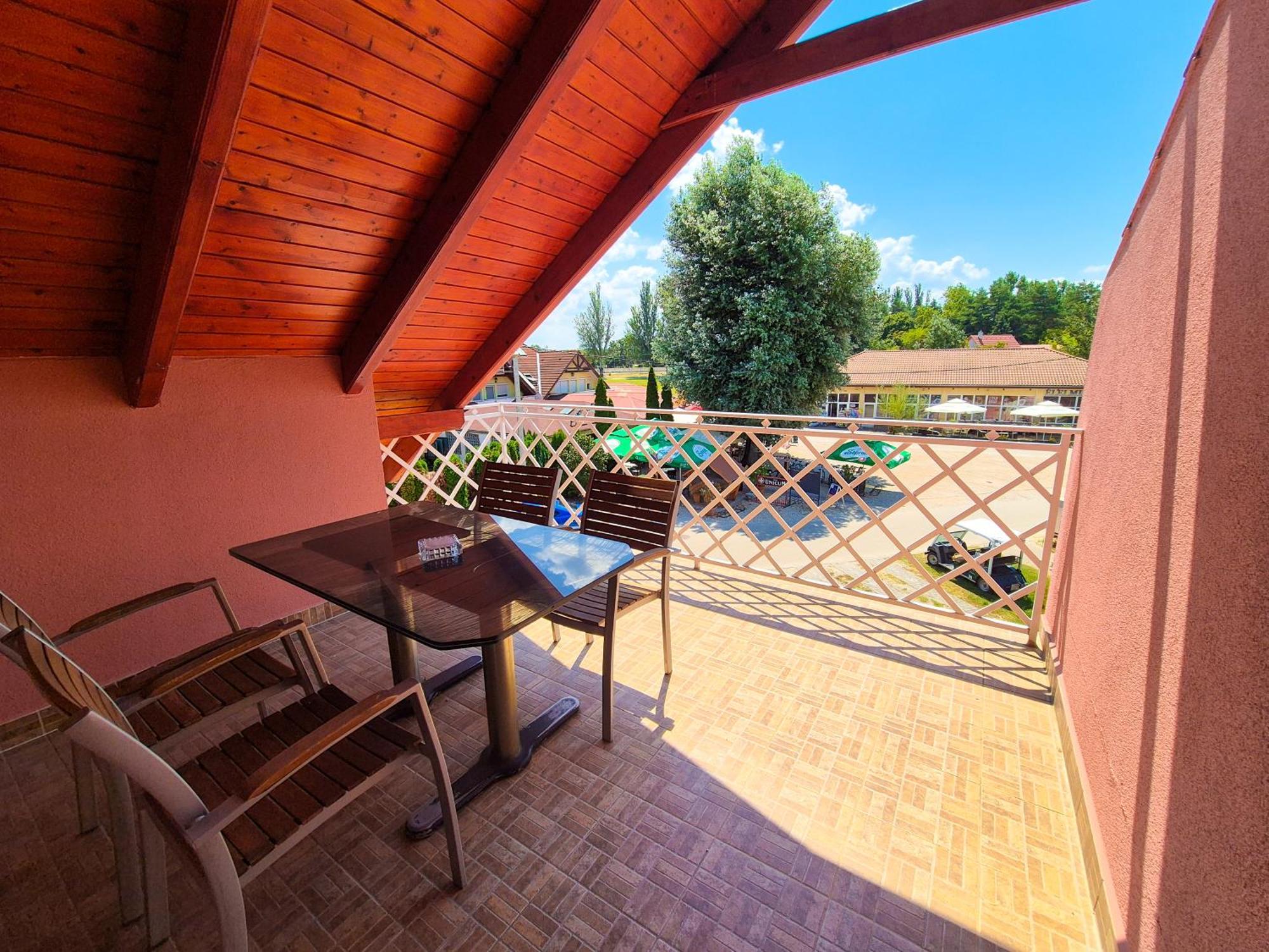 Ildiko Apartmanhaz Zamárdi エクステリア 写真