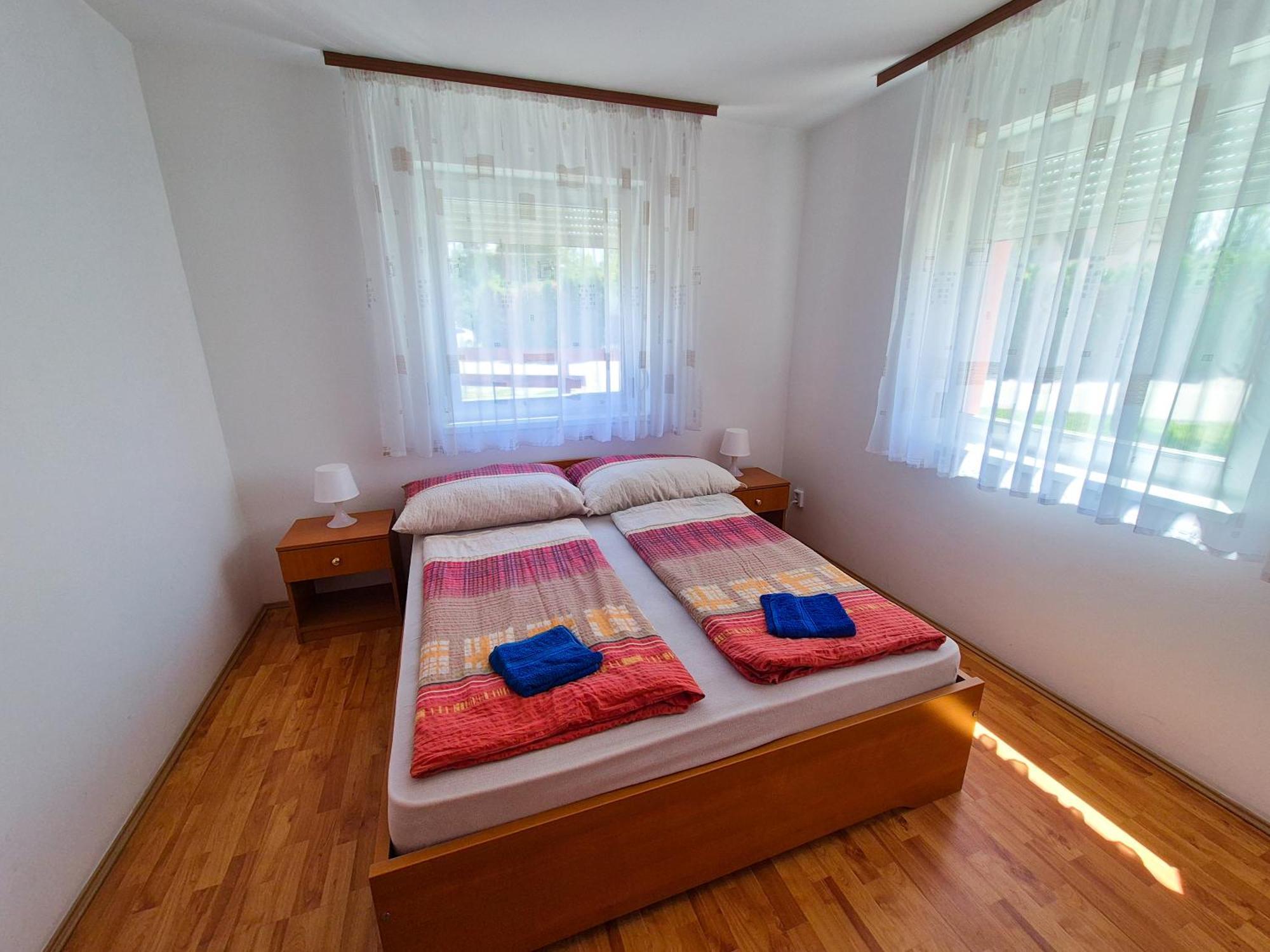 Ildiko Apartmanhaz Zamárdi エクステリア 写真